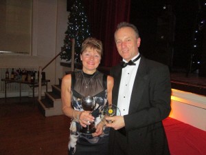 Lorraine Hunt receives the 2018 Chairman's Award from the Chairman